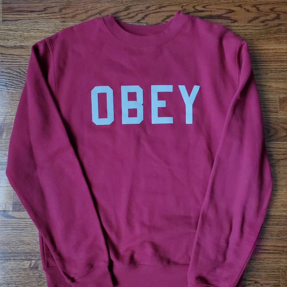Obey crewneck